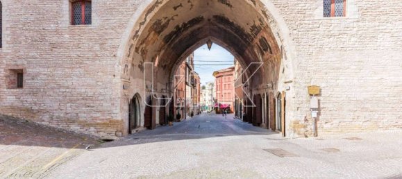 Edifício de 5 divisões em Fabriano, Italy N.º 327517 40