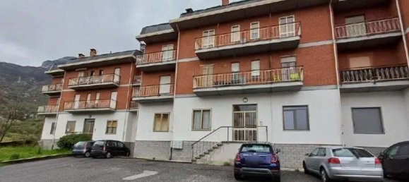4-salle Appartement à Bussoleno, Italy No. 10137 3