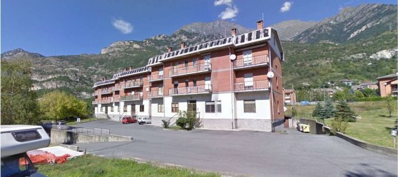 4-salle Appartement à Bussoleno, Italy No. 10137 2