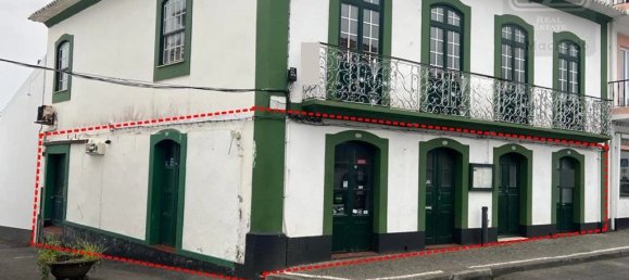 Gewerbliche Immobilie in Angra do Heroismo, Portugal 242m², Nr. 328591 2