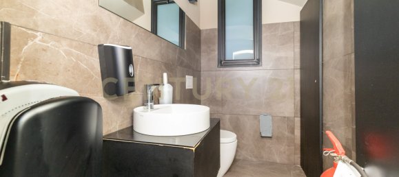 1 bedroom Commercial property in Catania, Italy No. 151122 45