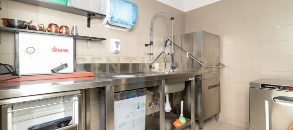 1 bedroom Commercial property in Catania, Italy No. 151122 40