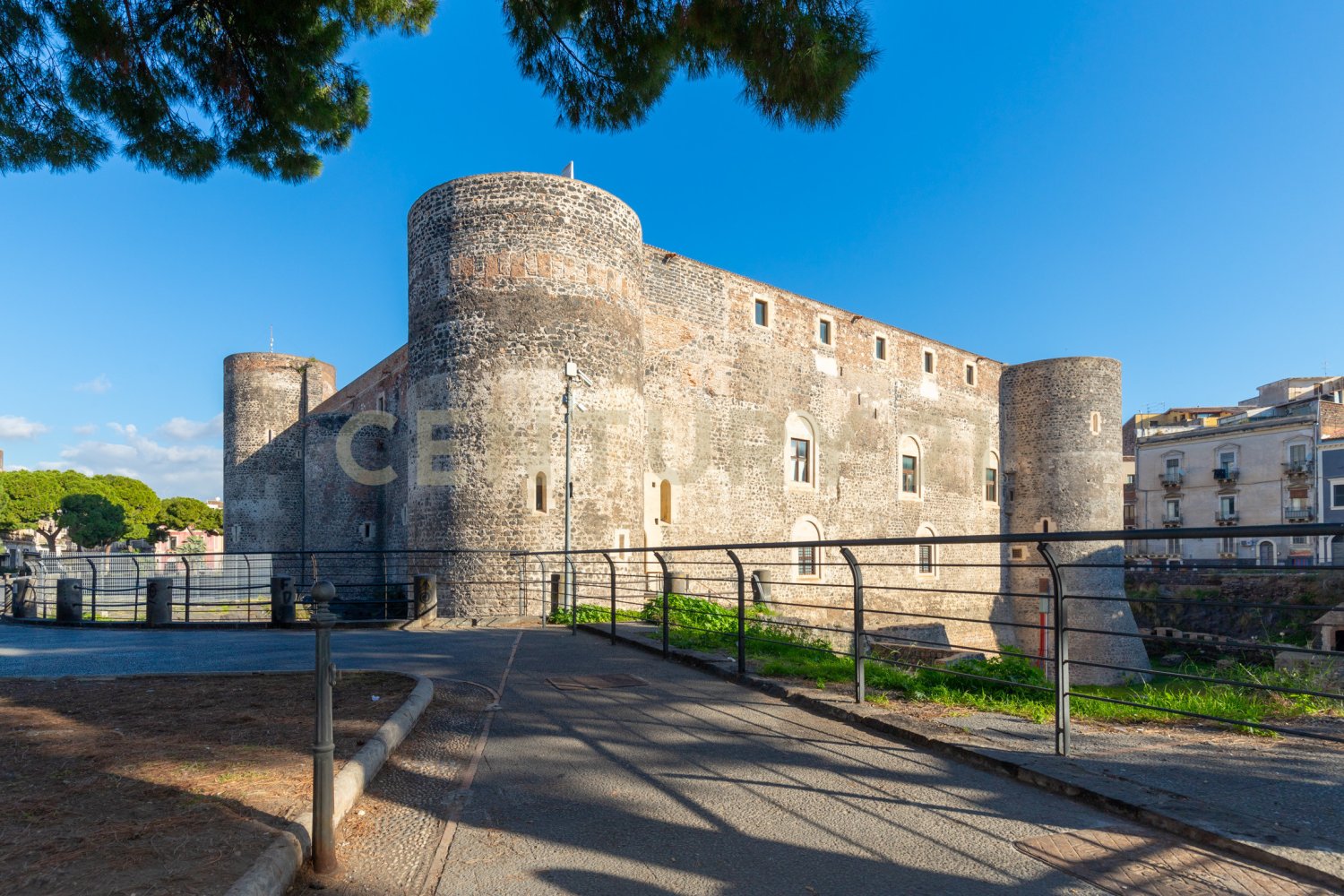 1 bedroom Commercial property in Catania, Italy No. 151122