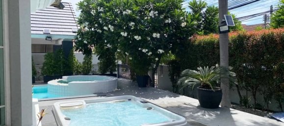 4 bedrooms Villa in Pattaya, Thailand No. 26310 15