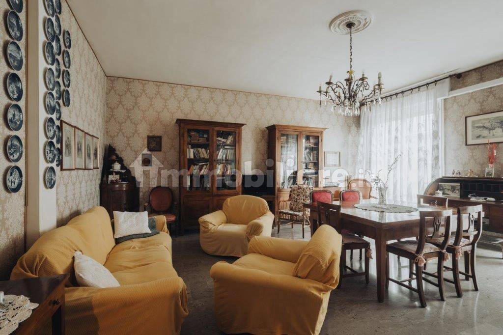 Квартира с 3 спальнями в Сан Ладзаро ди Савена, Италия № 268477