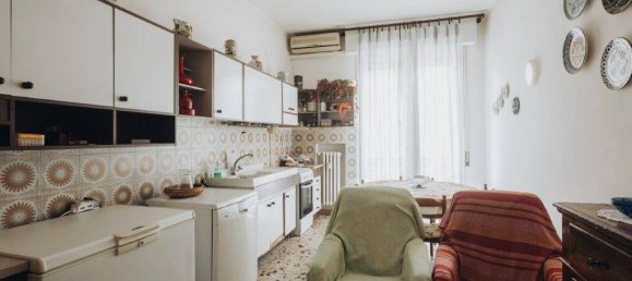 Квартира с 3 спальнями в Сан Ладзаро ди Савена, Италия № 268477 3