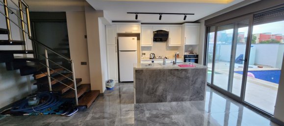 Вилла 4+1 в Серик, Турция № 21585 16