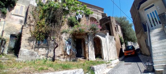 4 rooms House in Airola, Italy No. 262967 3