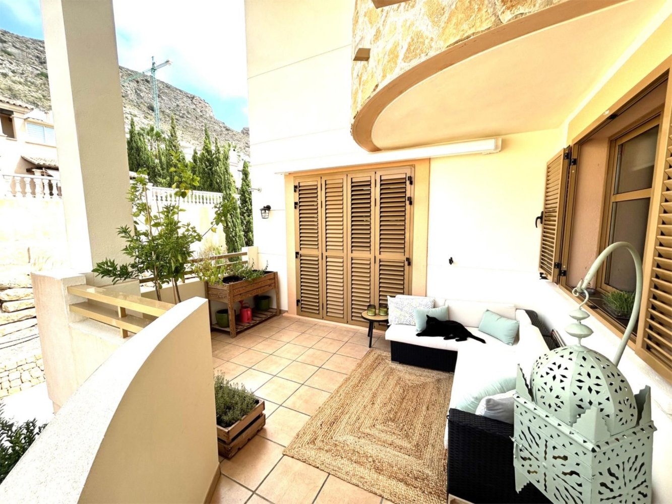 Apartamento de 2 dormitorios en Golf Bahia, Spain No. 165962