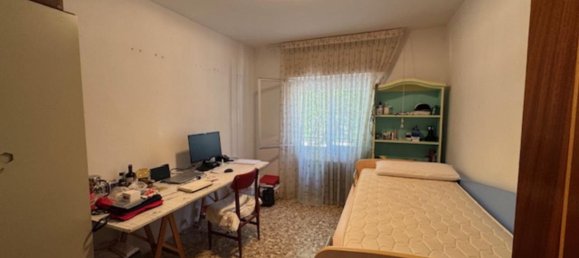 Casa de 4 dormitorios en Madrid, Spain No. 191534 16