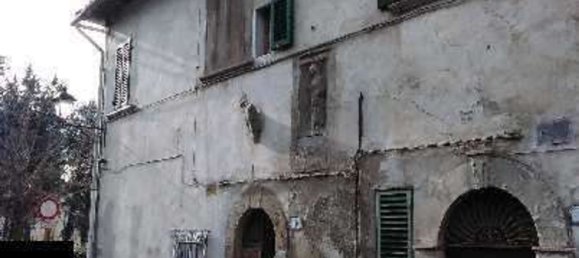 4 bedrooms Apartment in Castelfiorentino, Italy No. 333332 2