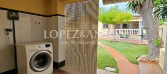 4 غرف نوم منزل في L'Eliana, Spain رقم 174206 30