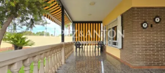 4 غرف نوم منزل في L'Eliana, Spain رقم 174206 41