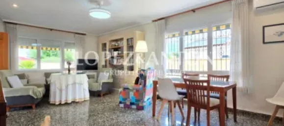 4 غرف نوم منزل في L'Eliana, Spain رقم 174206 43