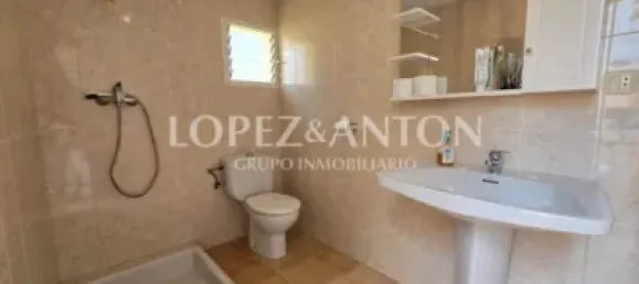 4 غرف نوم منزل في L'Eliana, Spain رقم 174206 33