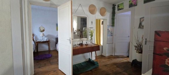 3 bedrooms House in Hirson, France No. 255316 6