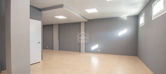 114m² Commercial property in Mahon, Spain No. 3745 11