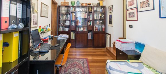 3-salle Appartement à Padua, Italy No. 31811 18