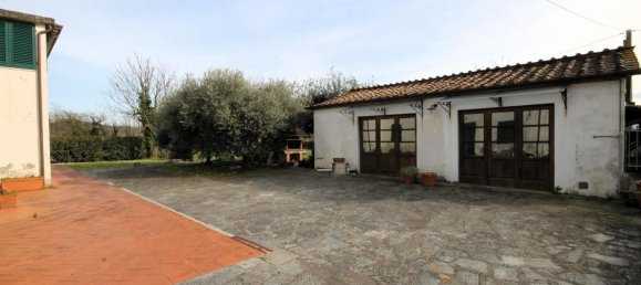 Casa de 12 divisões em Capannori, Italy N.º 59552 9
