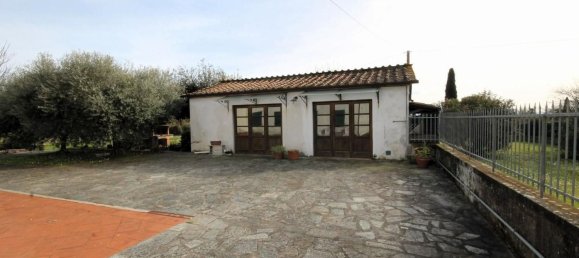 Casa de 12 divisões em Capannori, Italy N.º 59552 8