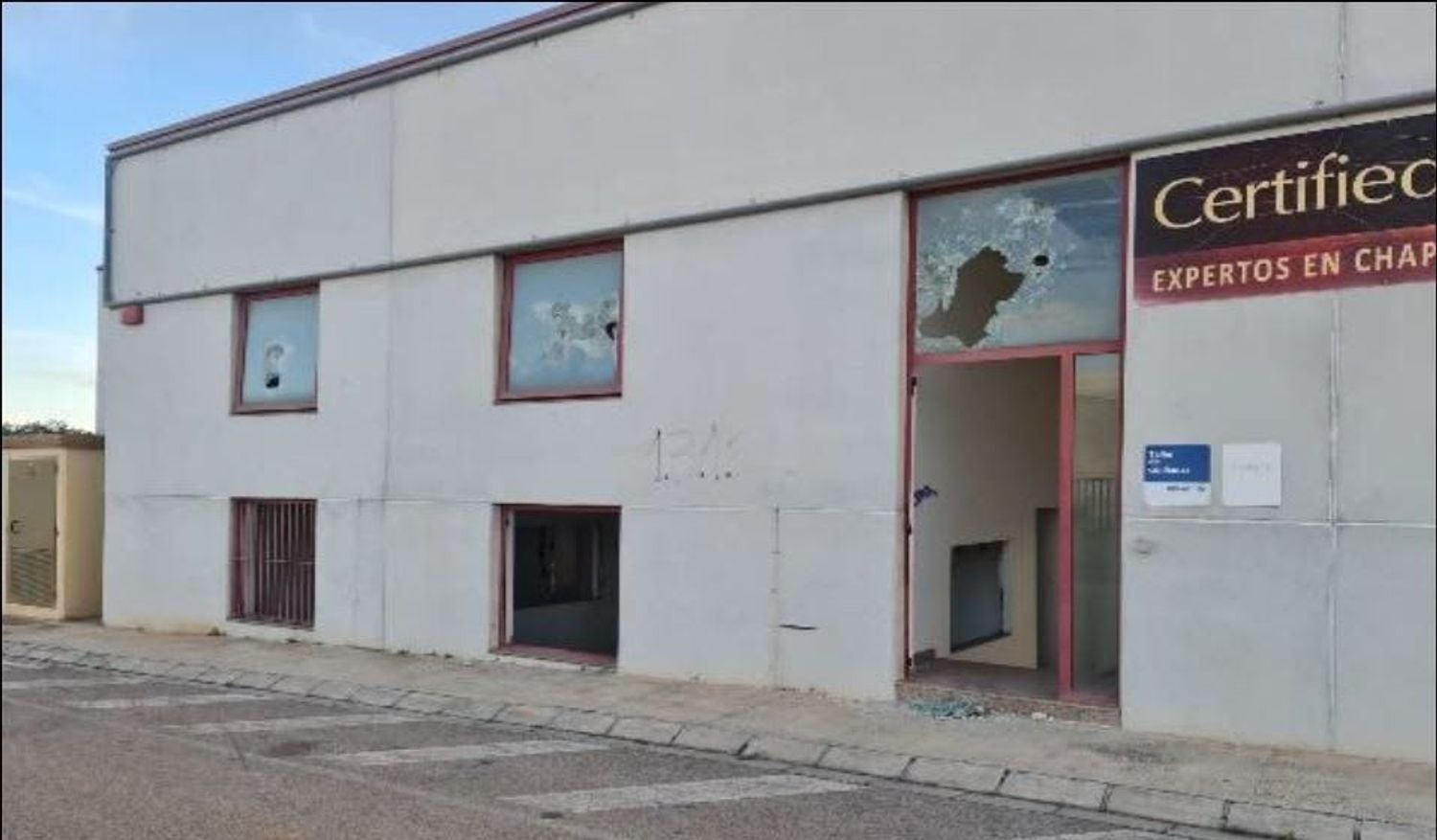 Entrepôt à Alzira, Spain 4270m² No. 168053