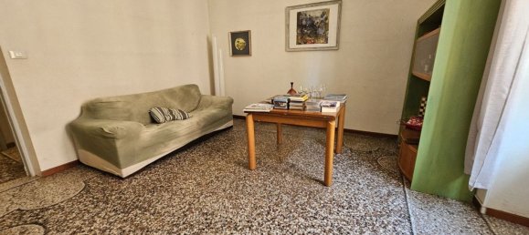 4 bedrooms Apartment in Savona, Italy No. 311958 2