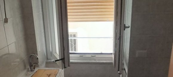 3 rooms Apartment in Eboli, Italy No. 130687 6