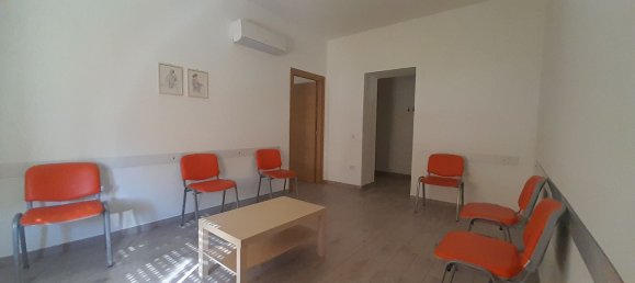 3 rooms Apartment in Eboli, Italy No. 130687 5