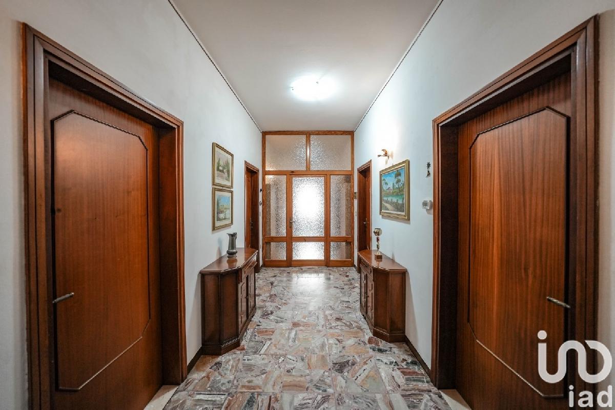 2 bedrooms Villa in Codigoro, Italy No. 153370