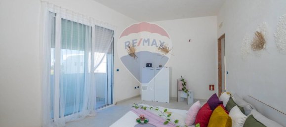 Квартира с 6 комнатами в Сиракузы, Италия № 242642 18