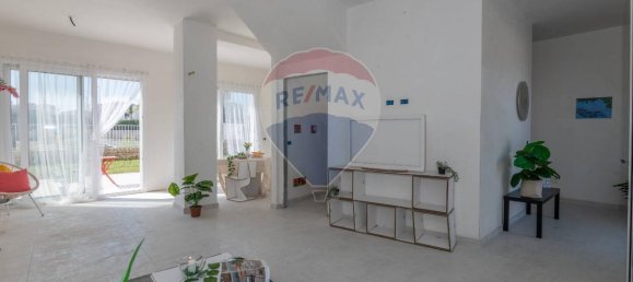 Квартира с 6 комнатами в Сиракузы, Италия № 242642 38