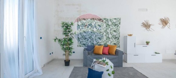 Квартира с 6 комнатами в Сиракузы, Италия № 242642 2