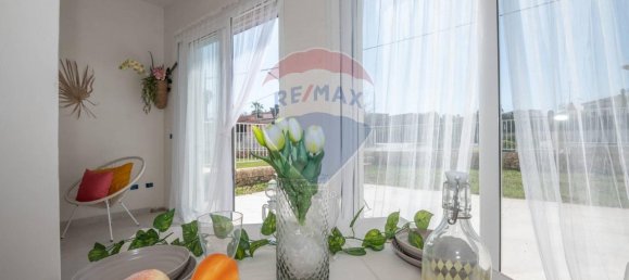 Квартира с 6 комнатами в Сиракузы, Италия № 242642 5