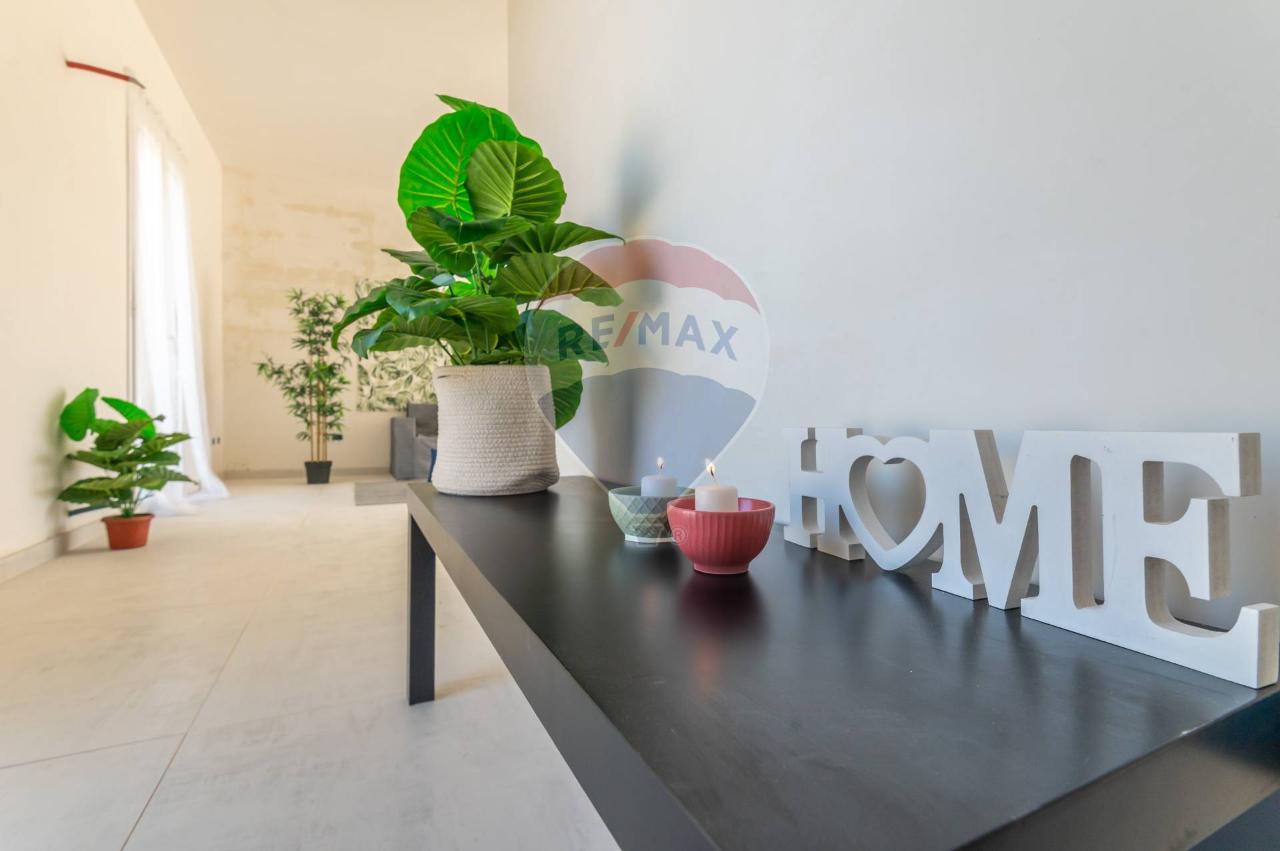 Квартира с 6 комнатами в Сиракузы, Италия № 242642