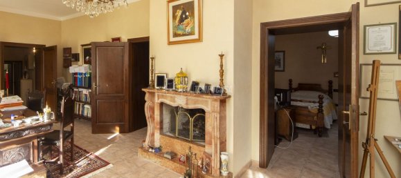 6غرفة فيلا في Corciano, Italy رقم 84016 41