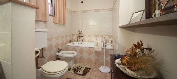 6غرفة فيلا في Corciano, Italy رقم 84016 17