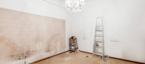 2-salle Appartement à Milan, Italy No. 241331 10