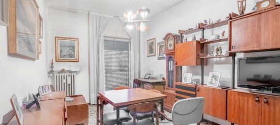 2-salle Appartement à Milan, Italy No. 241331 5