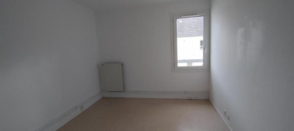 1 bedroom Apartment in Bornel, France No. 263598 4