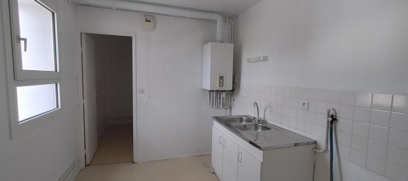 1 bedroom Apartment in Bornel, France No. 263598 3