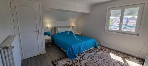 4 bedrooms House in Saint-Gervais-la-Foret, France No. 255003 4