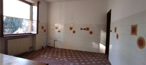 11غرفة شقة في Morrovalle, Italy رقم 152337 7