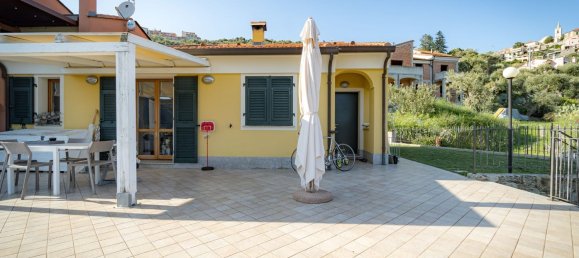 Casa de 2 habitaciónes en Magliolo, Italy No. 308143 16