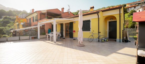 Casa de 2 habitaciónes en Magliolo, Italy No. 308143 19