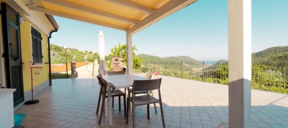 Casa de 2 habitaciónes en Magliolo, Italy No. 308143 13