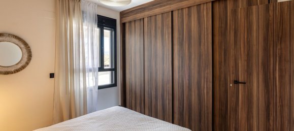 Apartamento de 2 dormitorios en Marbella, Spain No. 107055 18