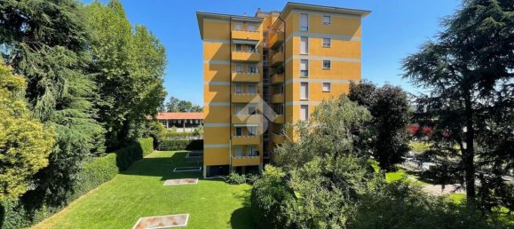 Apartamento de 3 habitaciónes en Monza, Italy No. 271916 9