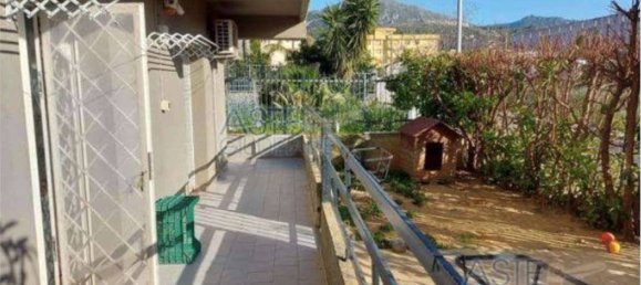 3 Schlafzimmer Wohnung in Partinico, Italy, Nr. 284657 11