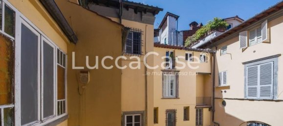 5 rooms Apartment in Lucca, Italy No. 269194 24