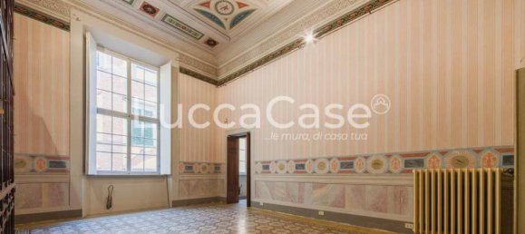 5 rooms Apartment in Lucca, Italy No. 269194 5